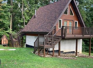 560 Montague Rd, Addison, PA 15411