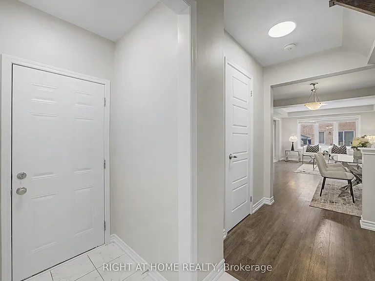 1235 Mulroney Hts — Photo 10
