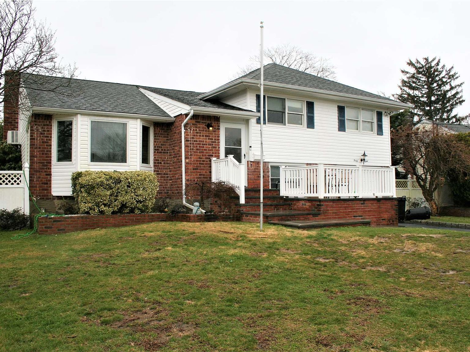 38 W 7th Street, Deer Park, NY 11729 Zillow