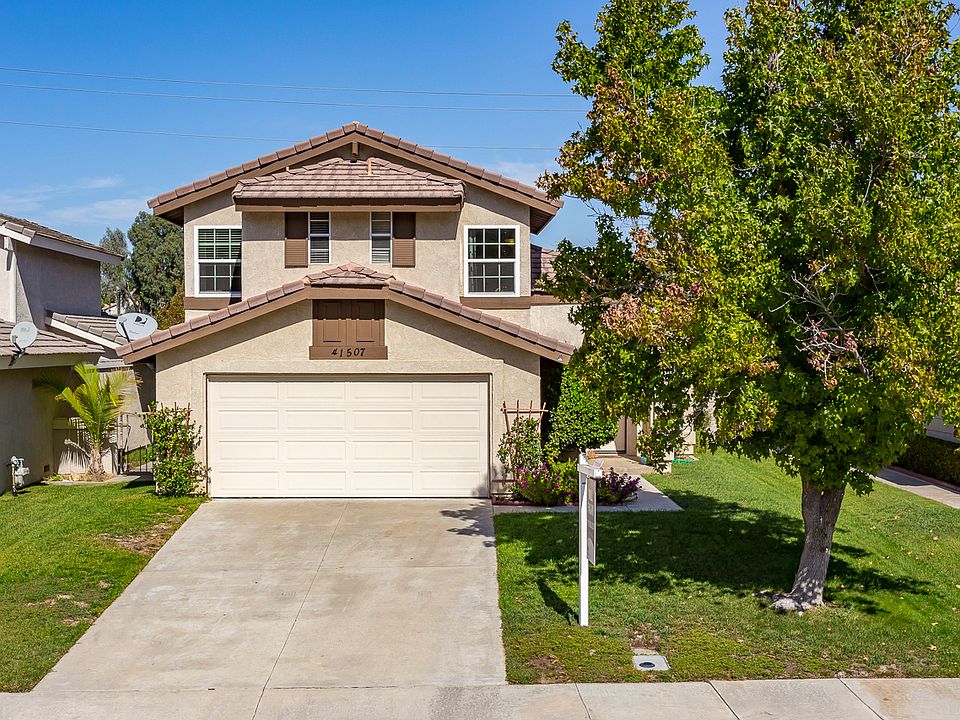 1st image of 41507 Avenida De La Reina