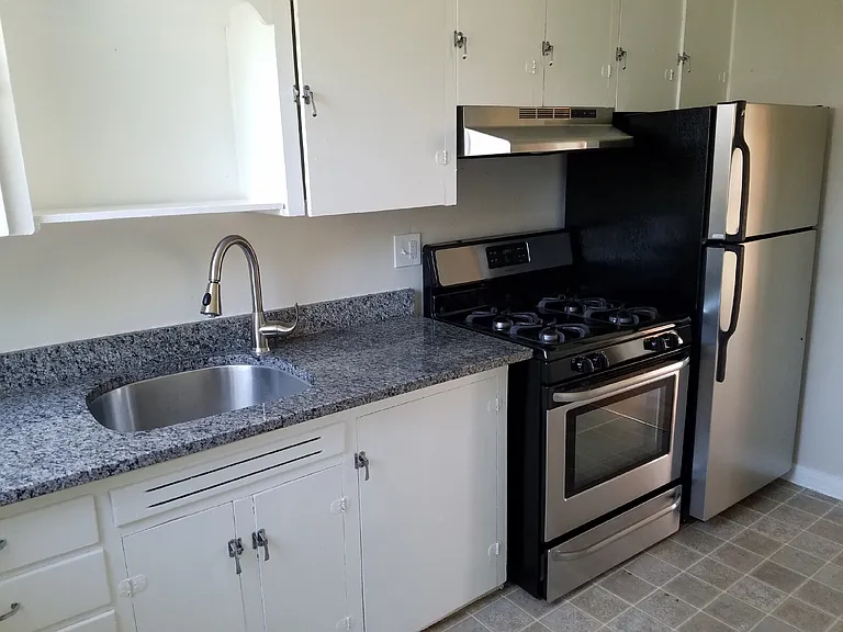 1408 N Jersey St — Photo 26