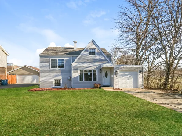4343 Linscott Ave, Downers Grove, IL 60515