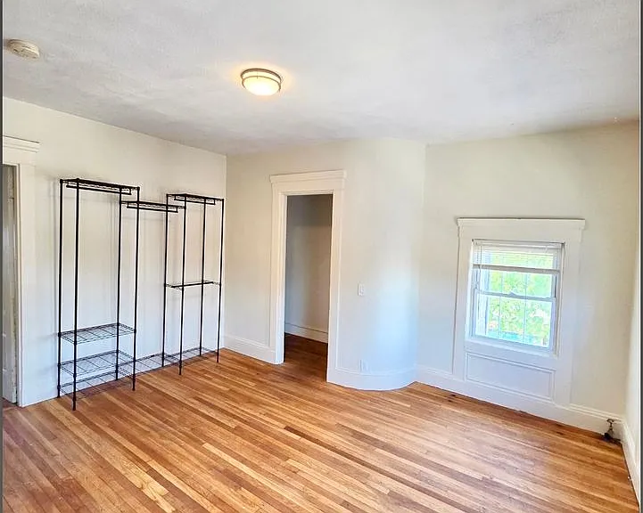123 Elmwood Avenue — Photo 9