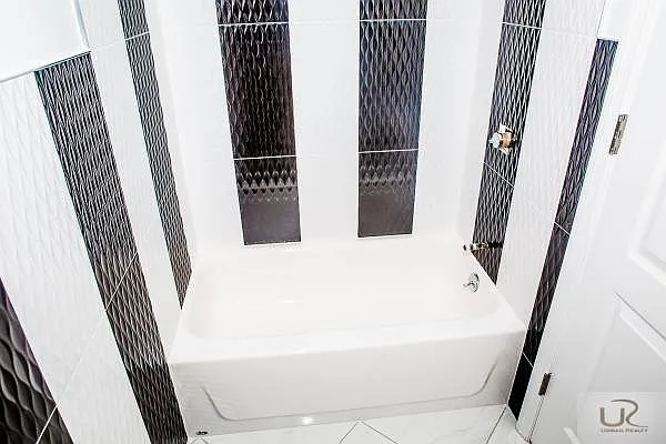 Rented by Urban Realty NYC | media 22