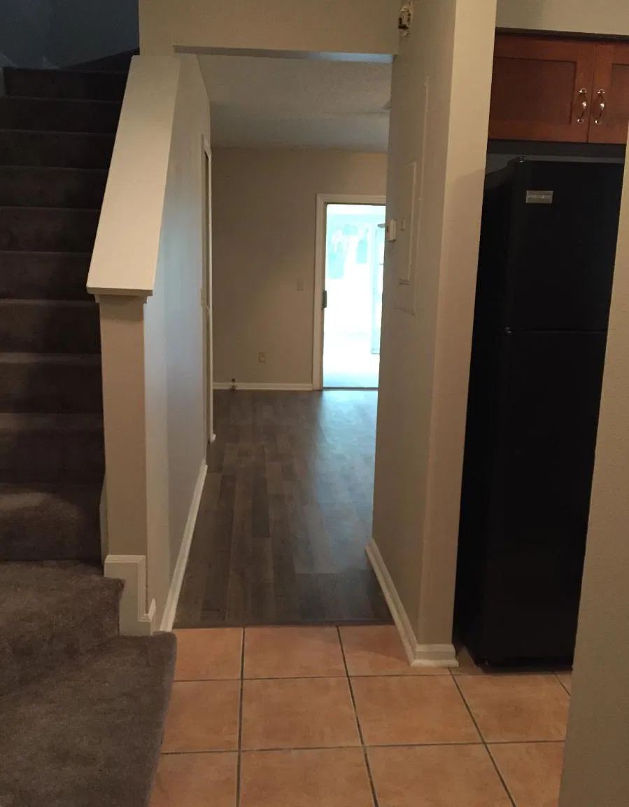 2 bed, 2.5 bath, 1114 sqft, $1,800 — Photo 1