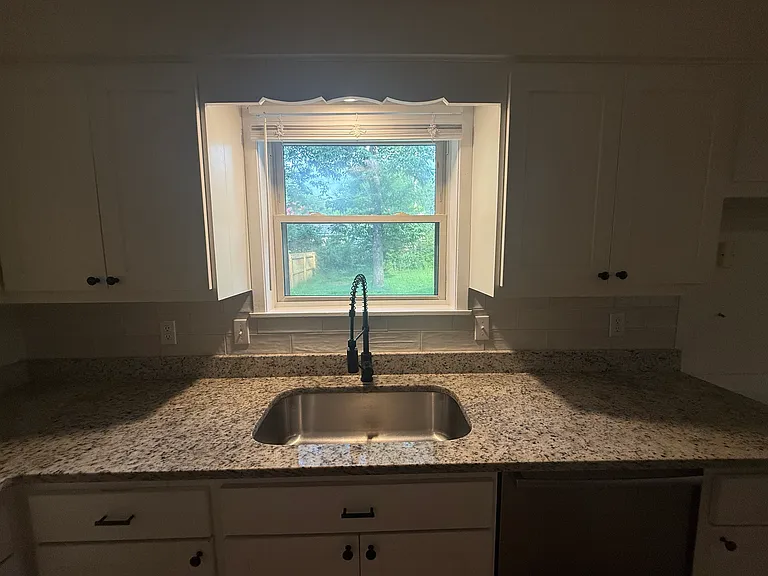 23 Dalewood Dr — Photo 11