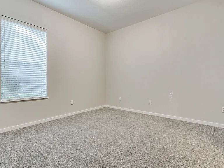 6923 Sumner St #70-1 — Photo 10