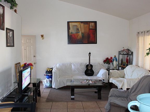 5th image of 1706 W Wood Bridge Ct