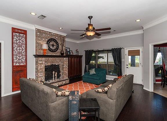 3rd image of 505 Kingswood Ct