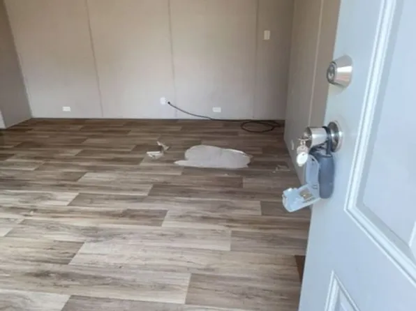 2222 E 8th St, Pueblo, CO