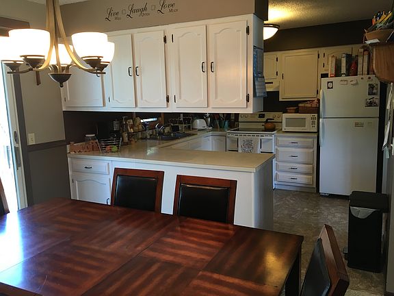 5th image of 4502 E Ave