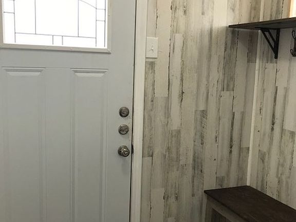 2nd image of 2025 S 15th St
