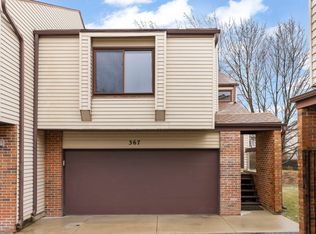 367 Juniper Tree Ct, Hoffman Estates, IL 60169