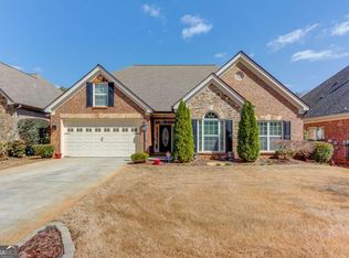 669 Retreat Dr, Dacula, GA 30019