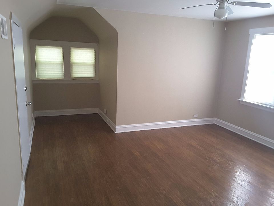 1st image of 9116 S Greenwood Ave APT 2