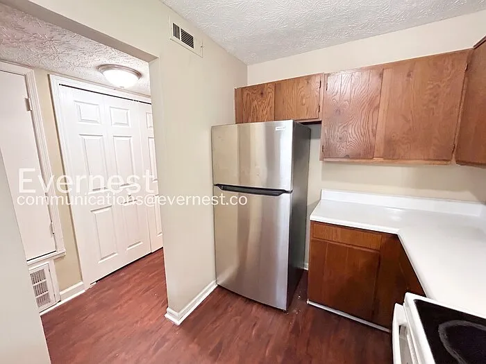 1678 Wynndowne Trl SE — Photo 8