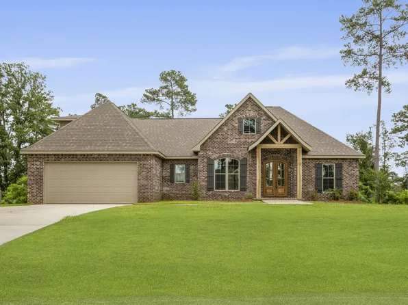 10 N Bryant Rd, Sumrall, MS 39482