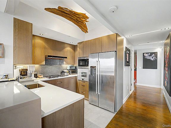 5th image of 4235 Main Street #7A