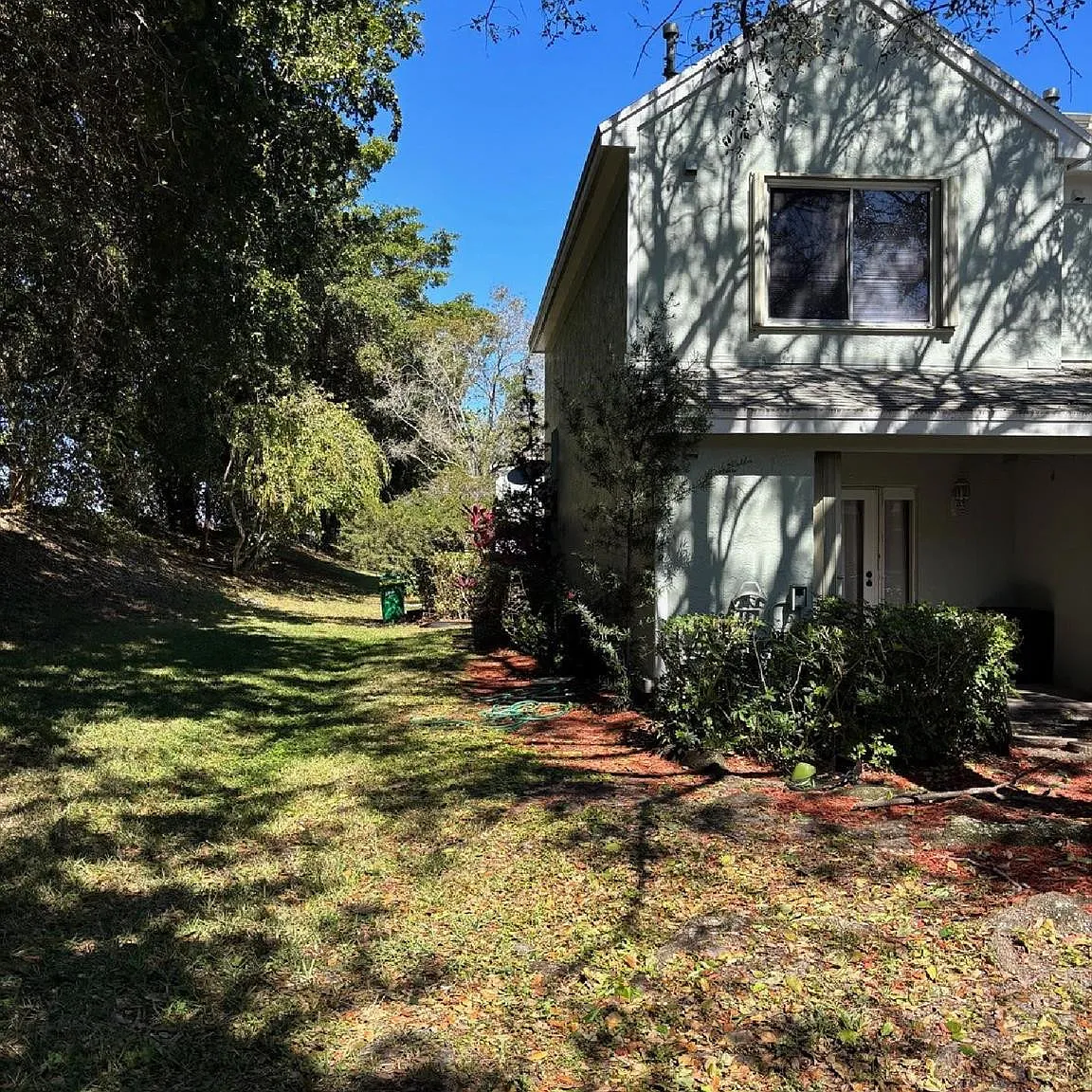 2 bed, 1.5 bath, 1110 sqft, $2,295 — Photo 3