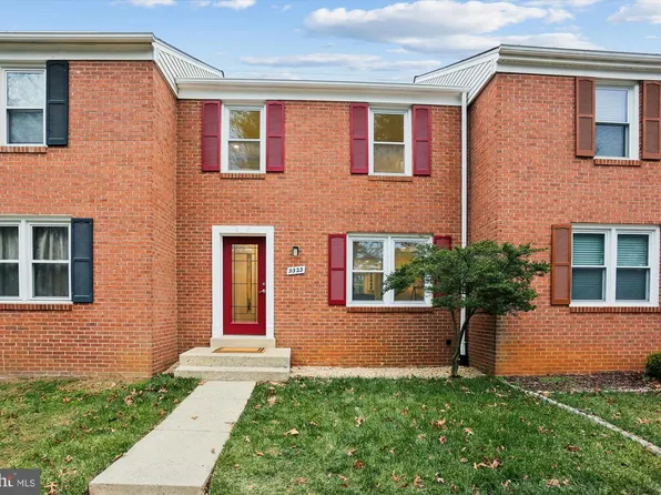 9323 Bentridge Ave, Potomac, MD 20854