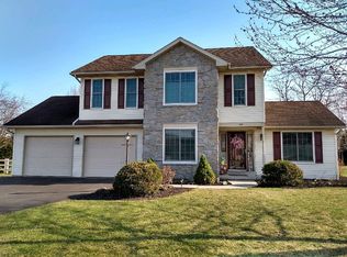 108 Spruce Ave, Fredericksburg, PA 17026