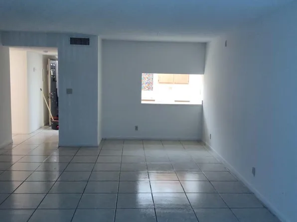 1950 N Congresss Avenue #J211, West Palm Beach, FL 33401