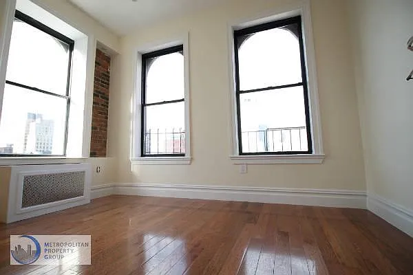 Rented by Metropolitan Property Group | media 14