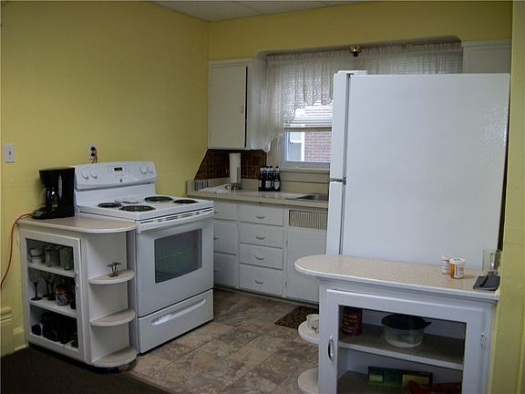 Unit 1 kitchen