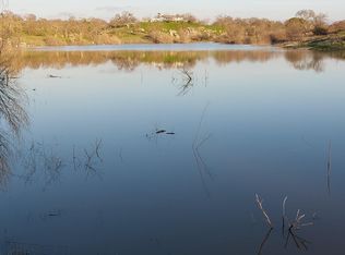 39 N Millstream Ln, Madera, CA 93636