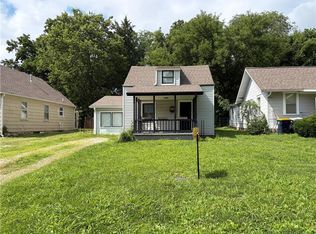 106 W 80th St, Kansas City, MO 64114
