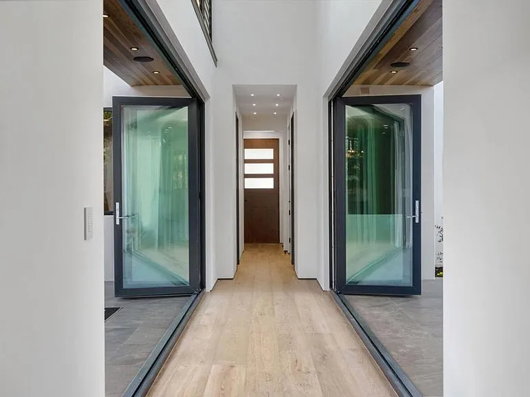 5610 Bellevue Ave — Photo 23