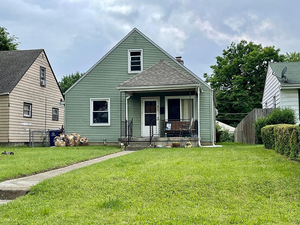 2nd image of 913 Ruby Ave
