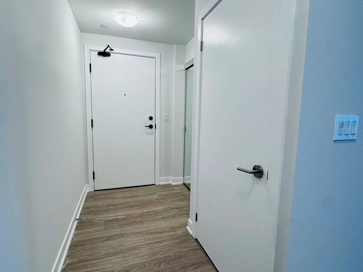 4130 Parkside Village Dr — Photo 2