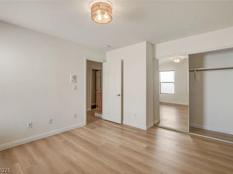 10808 Wallflower Ave — Photo 48
