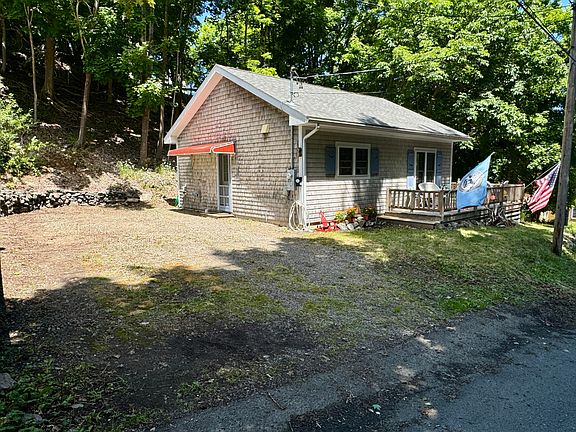 5th image of 15 Sullivan Street