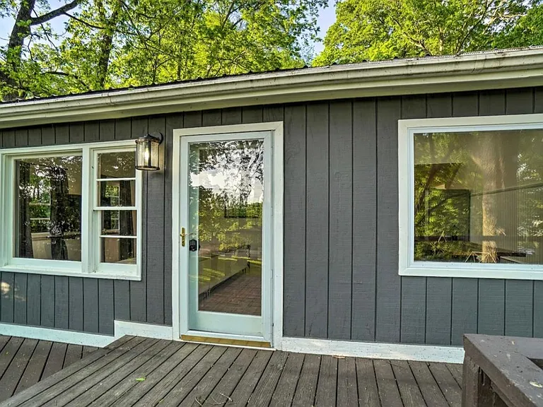 328 River Dr — Photo 31