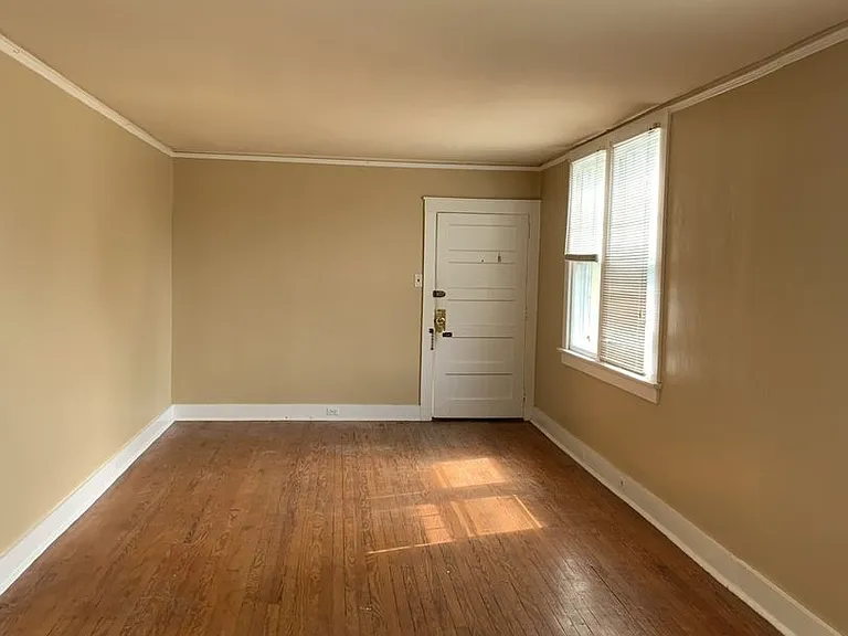 1010 Short St #A — Photo 3