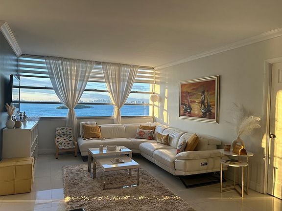 3rd image of 11930 N Bayshore Dr APT 1106
