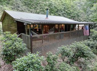 400 Billy Cove Rd, Candler, NC 28715
