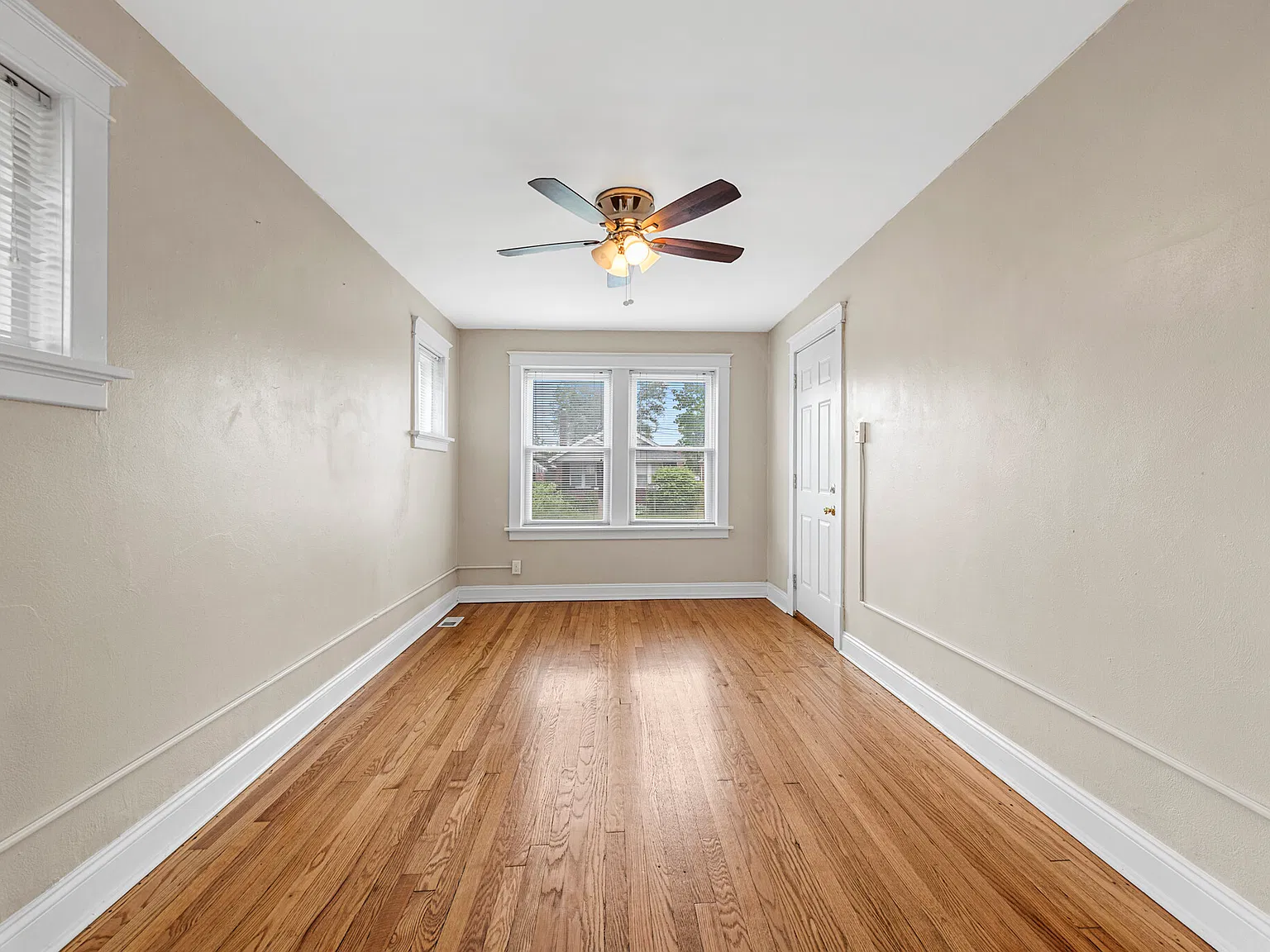 6019 Scanlan — Photo 2