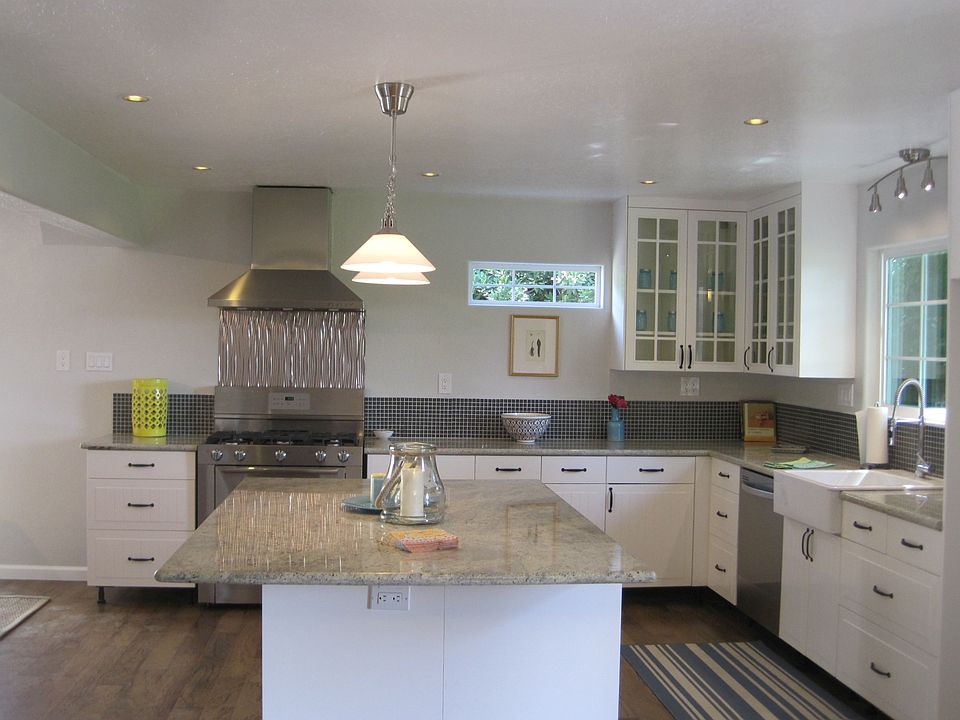Elegant Country Kitchen