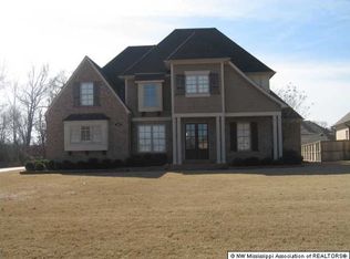 4215 Robinson Xing, Olive Branch, MS 38654