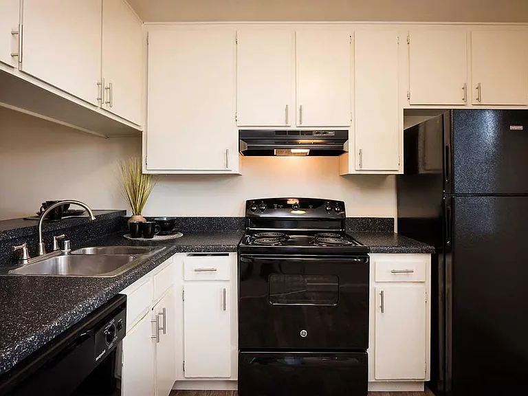Elan Mesa Lofts — Photo 10