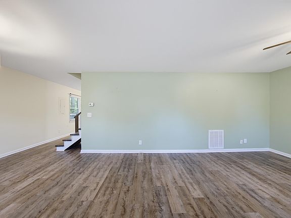 5th image of 238 E Vance St