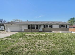 1713 Pottery Rd, Washington, MO 63090