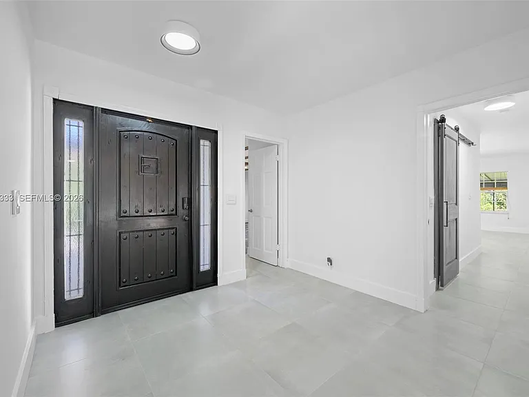 5300 SW 162nd Ave — Photo 17