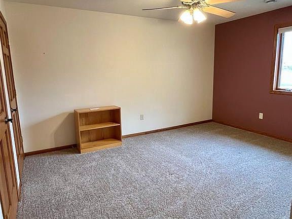 5th image of 310 Willink Drive