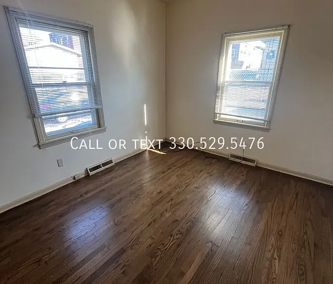 24 Grand Ave #1 — Photo 8