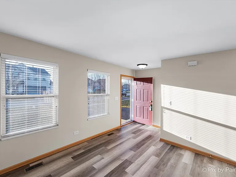 1065 Port Royal Rd — Photo 11