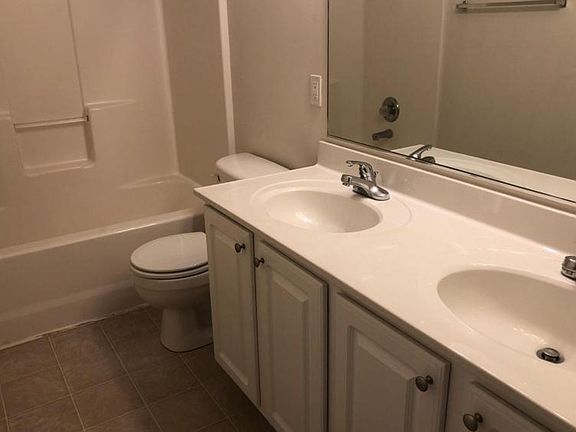 2nd image of 18 Lawton Cir #&-95